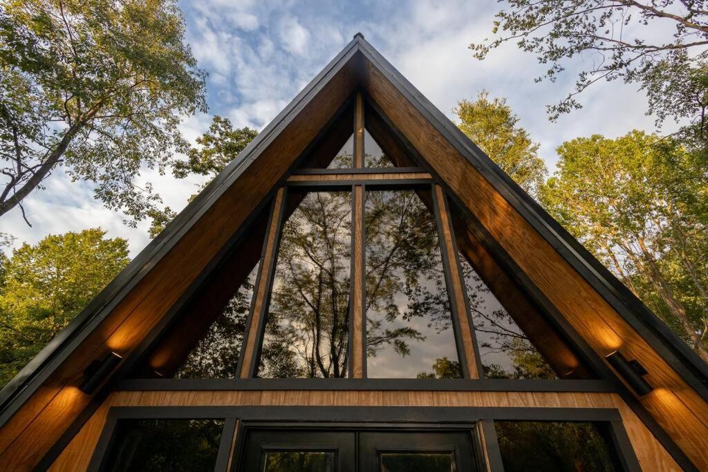 Valhalla Cabins Aframes With Hot Tubs & Sauna Cosby Exterior photo