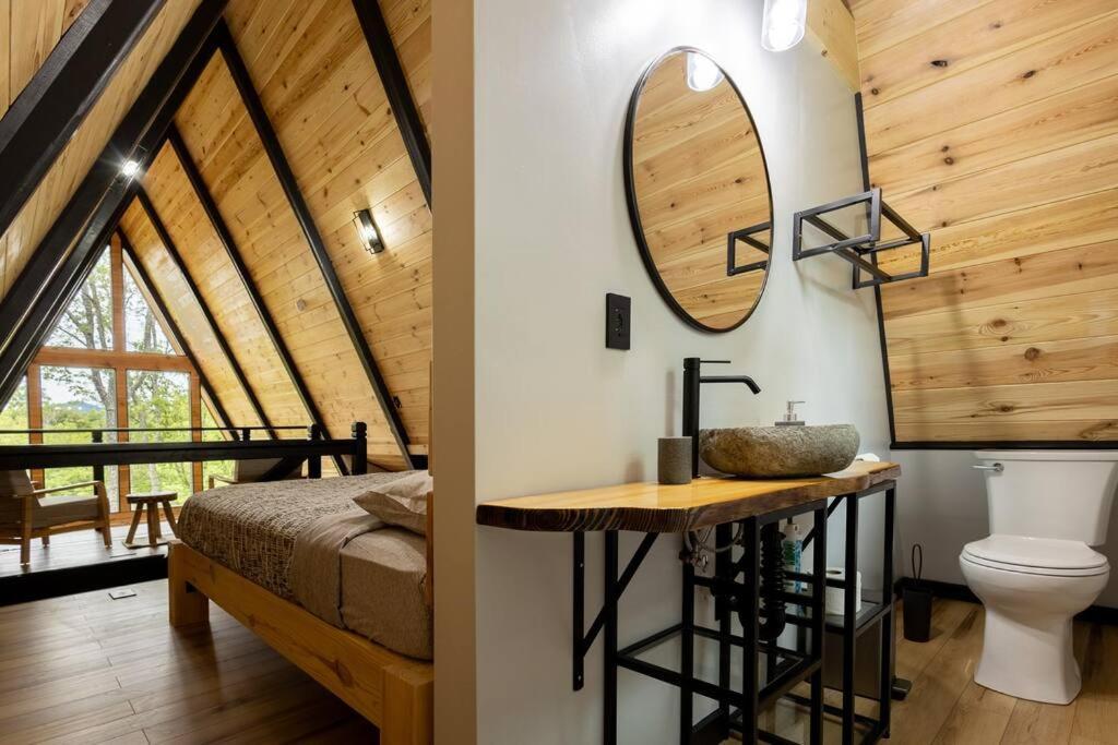 Valhalla Cabins Aframes With Hot Tubs & Sauna Cosby Exterior photo