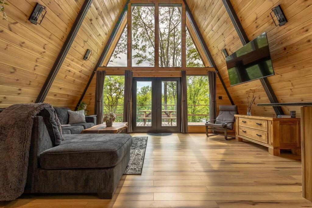 Valhalla Cabins Aframes With Hot Tubs & Sauna Cosby Exterior photo