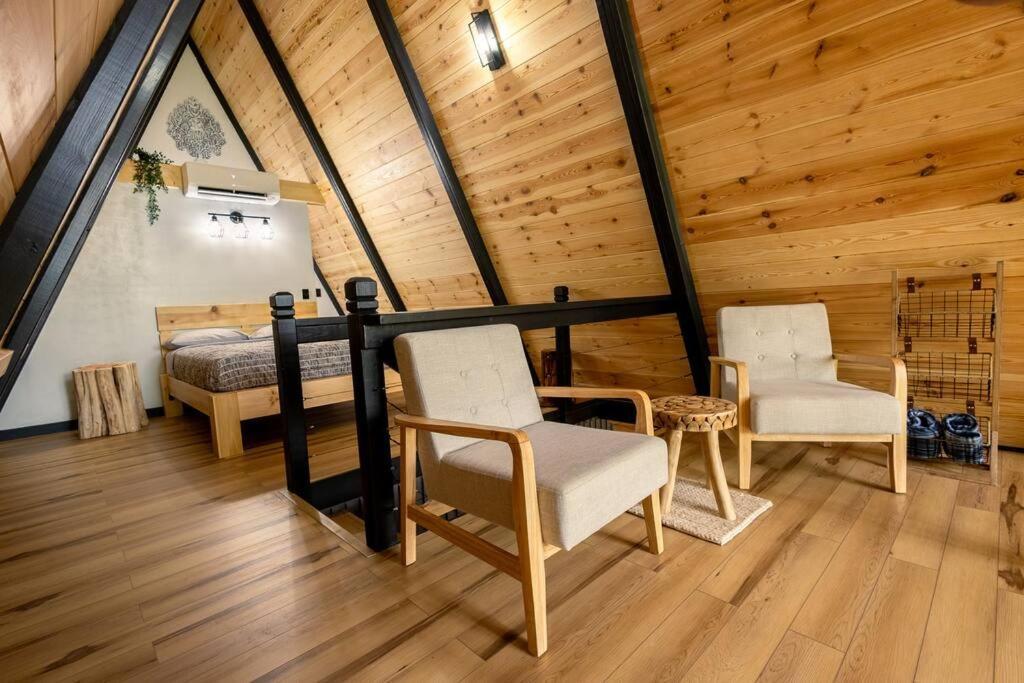 Valhalla Cabins Aframes With Hot Tubs & Sauna Cosby Exterior photo